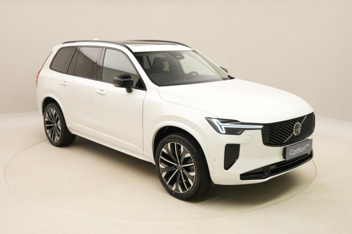 Volvo XC90 B5 AWD AUT DARK PLUS 7míst na operativní leasing