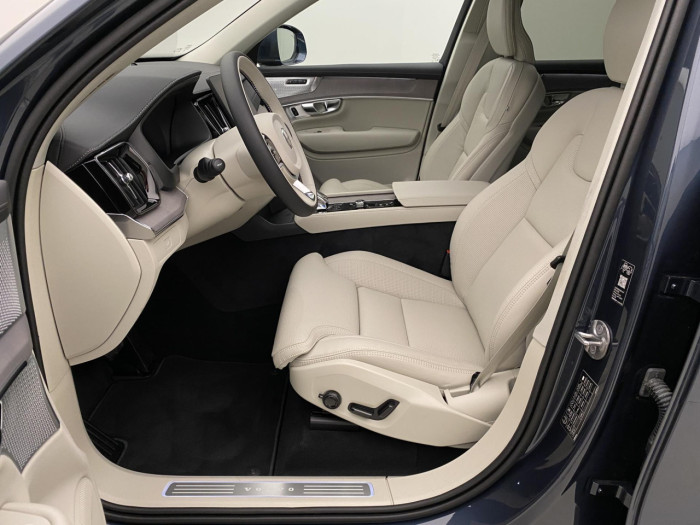 Volvo XC90 B5 AWD AUT BRIGHT PLUS 7míst na operativní leasing