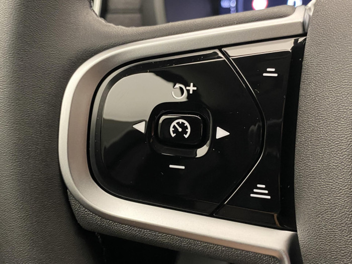 Volvo XC90 B5 AWD AUT BRIGHT PLUS 7míst na operativní leasing