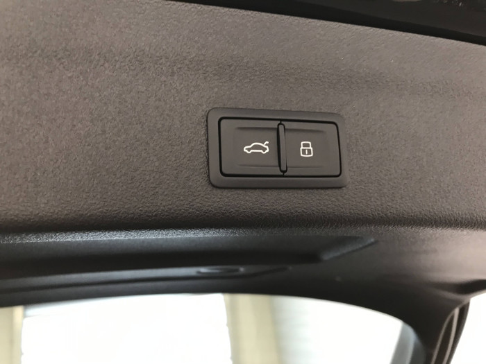 Audi A6 allroad quattro 45 ST7 3,0TDI / 180kW na operativní leasing