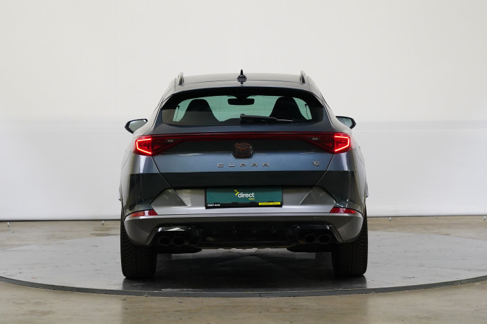 Cupra Formentor 2.0 TSI 228 kW VZ na operativní leasing