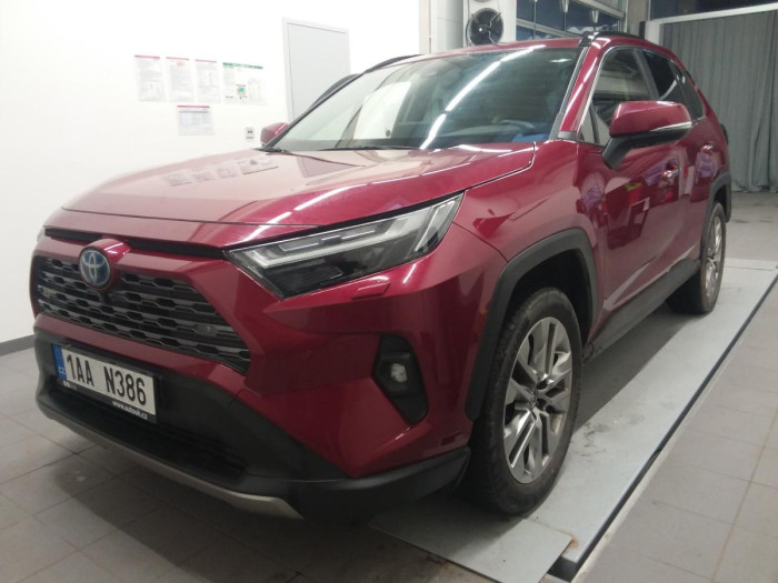 Toyota RAV4 2.5 Hybrid Executive 4WD e-CVT na operativní leasing