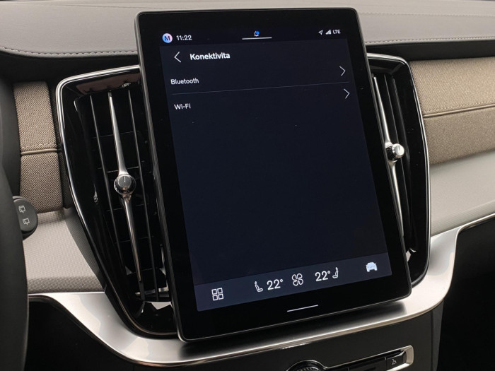 Volvo XC90 B5 AWD AUT CORE 7míst na operativní leasing