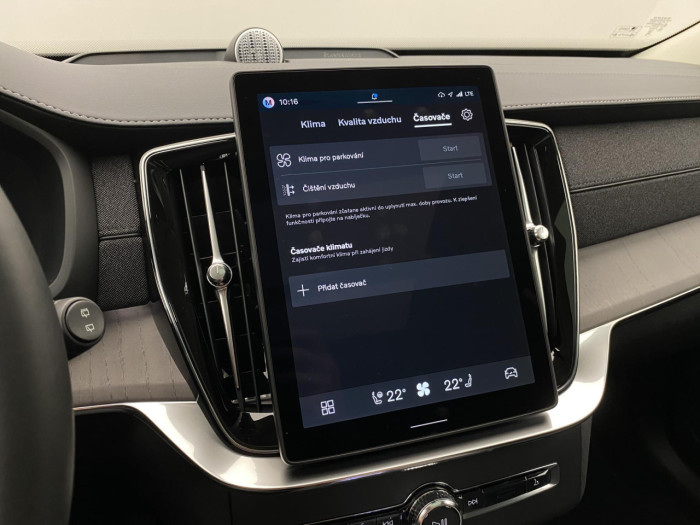 Volvo XC90 T8 AWD Plug-in DARK PLUS 7m na operativní leasing