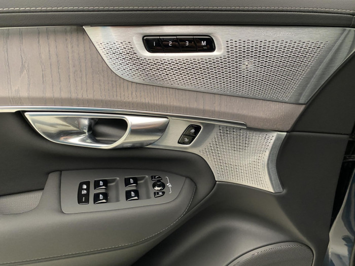 Volvo XC90 B5 AWD AUT BRIGHT ULTRA 7míst na operativní leasing