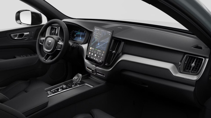 Volvo XC60 B5 AWD AUT PLUS BLACK EDITION na operativní leasing