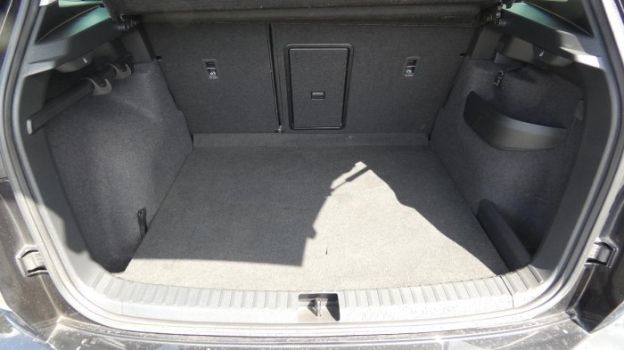 Škoda Karoq 2.0 TDI Style na operativní leasing