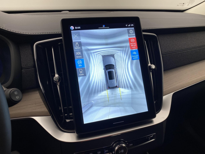 Volvo XC90 T8 AWD Plug-in BRIGHT PLUS 7m na operativní leasing