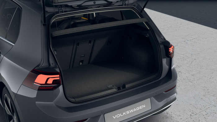 Volkswagen Golf Style 1,5 TSI eHybrid 150 kW 6DSG na operativní leasing