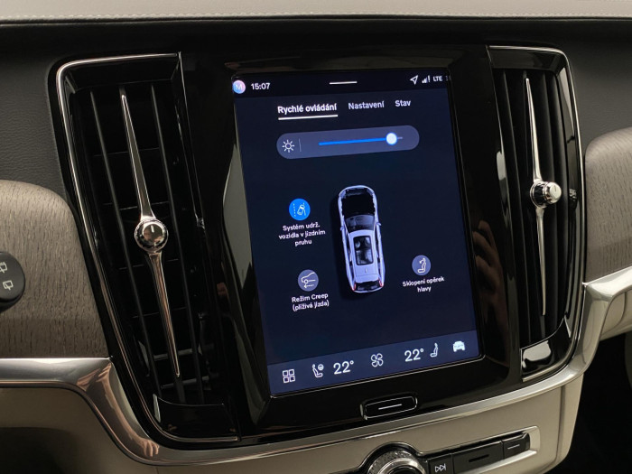 Volvo V90 T6 AWD Plug-in BRIGHT PLUS na operativní leasing