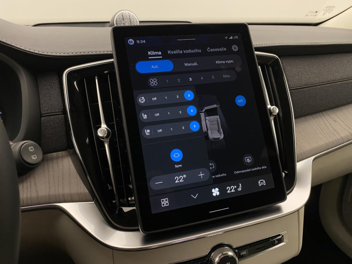 Volvo XC90 B5 AWD AUT BRIGHT PLUS 7míst na operativní leasing