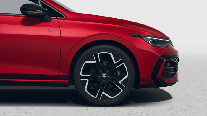 Volkswagen Golf Variant R-Line People 2,0 TDI 7DSG na operativní leasing