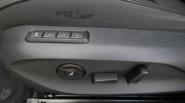 Škoda Superb 2.0 TDI 110kW L&K Combi DSG na operativní leasing