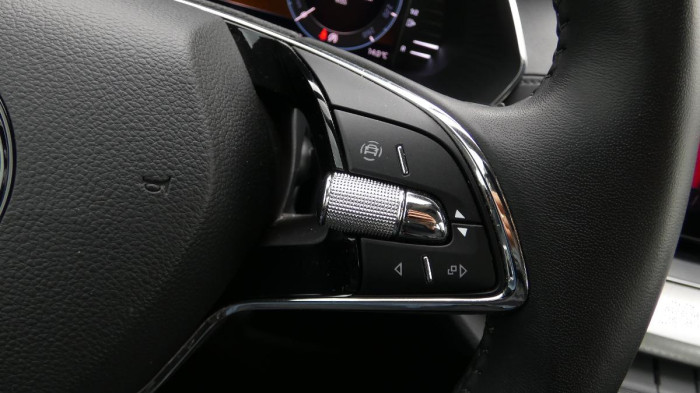 Škoda Octavia Combi 2,0 TDI Ambition na operativní leasing