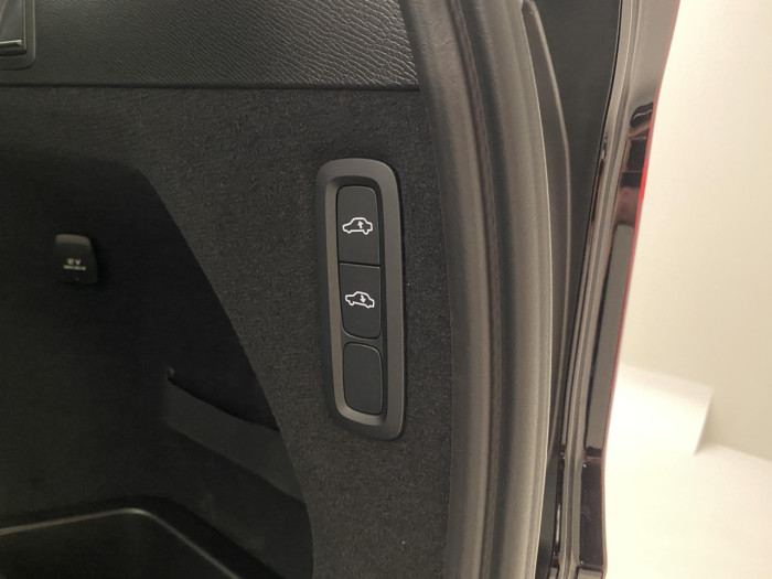 Volvo XC90 B5 AWD AUT BRIGHT PLUS na operativní leasing