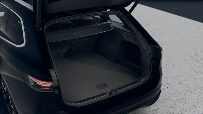 Volkswagen Passat R-Line People 2,0 TDI 142 kW 4MOT na operativní leasing