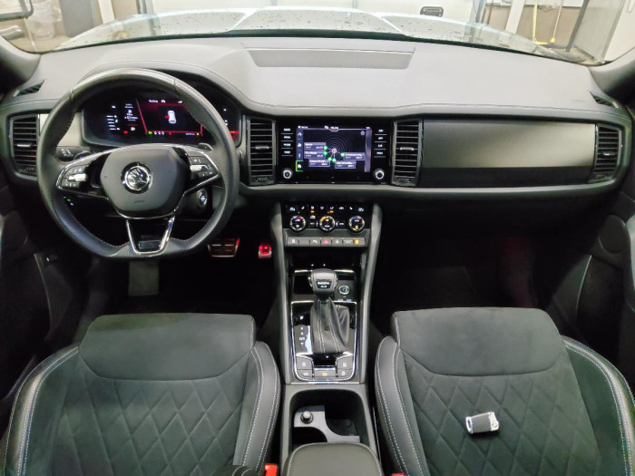 Škoda Kodiaq 2,0 TSI Sportline DSG 4x4 na operativní leasing