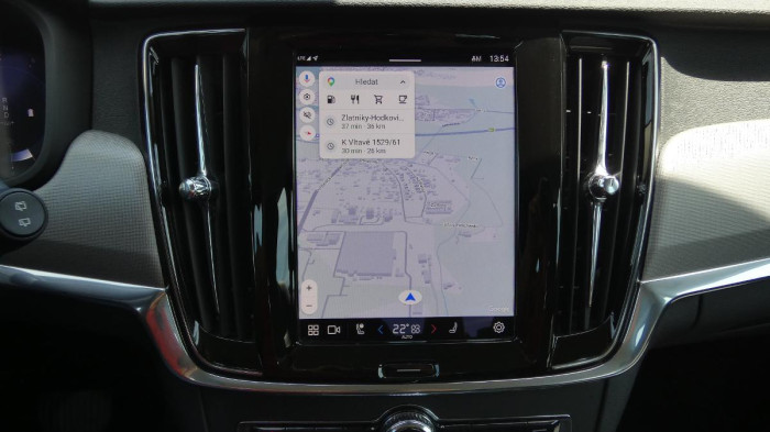 Volvo V90 B4 mHEV AWD aut. Momentum Pro na operativní leasing