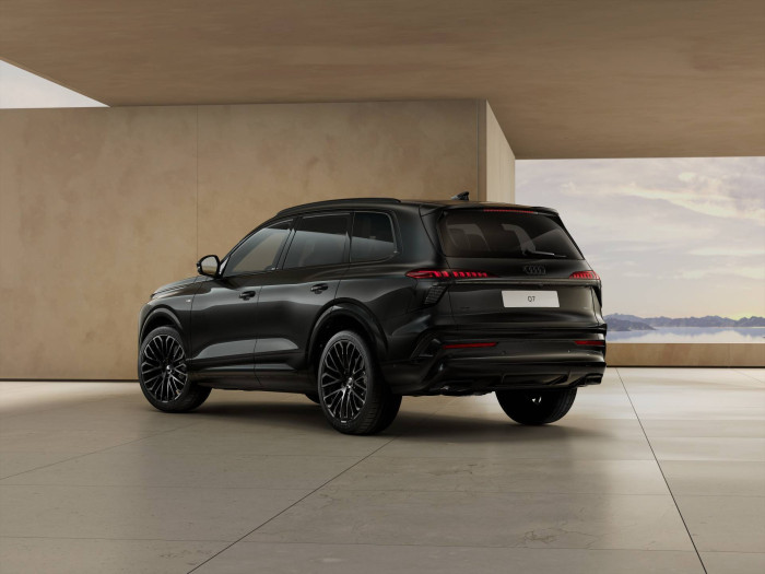 Audi Q7 Quattro 8TT 3,0TDI / 220kW na operativní leasing