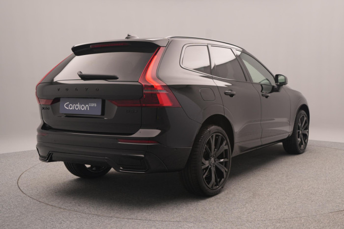 Volvo XC60 B5 AWD AUT PLUS BLACK EDITION na operativní leasing