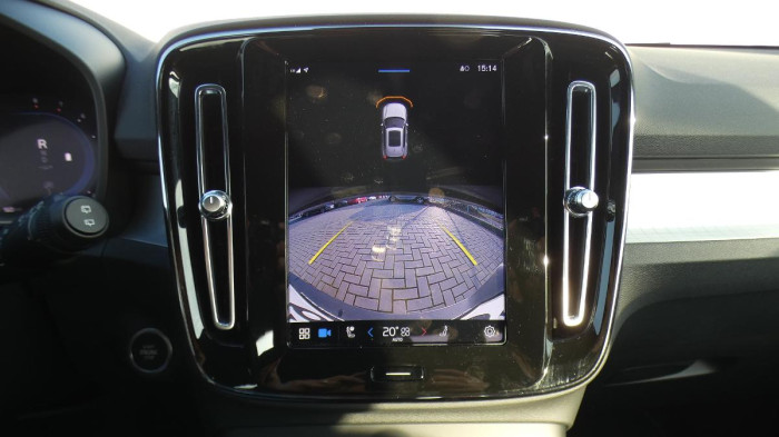 Volvo XC40 B3 mHEV Core aut. na operativní leasing