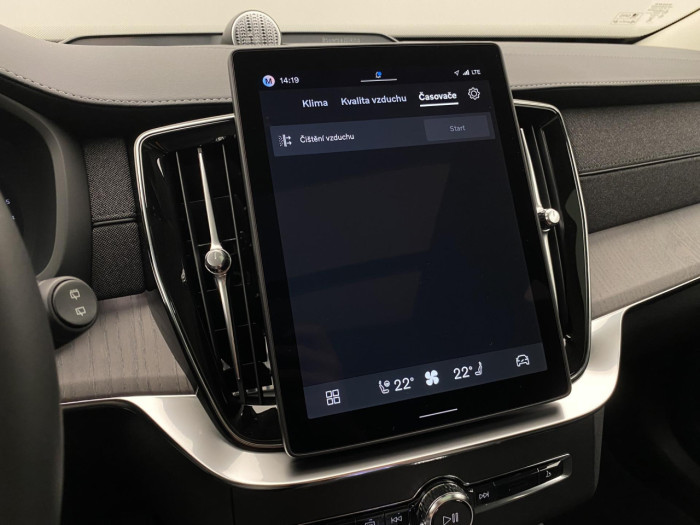 Volvo XC90 B5 AWD AUT DARK PLUS 7míst na operativní leasing