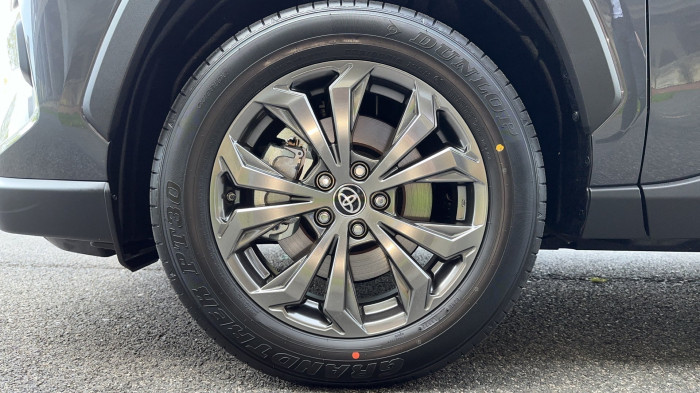 Toyota RAV4 2,0  Valvematic - Benzín - Manuál 6st. - 4x2 na operativní leasing