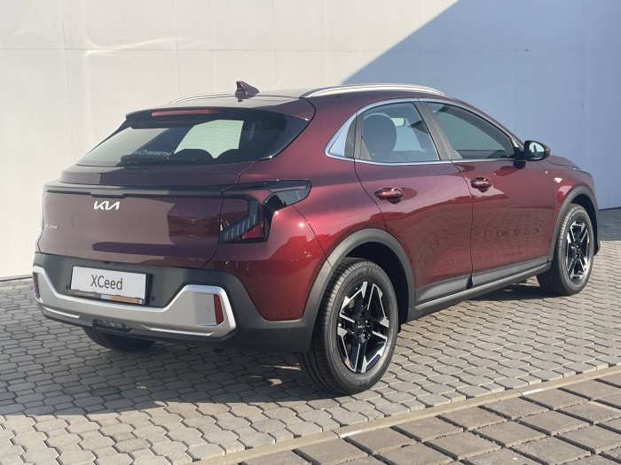 KIA XCeed SPIN 1,0 T-GDi / 85kW na operativní leasing