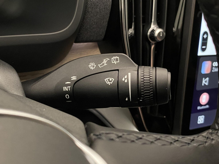 Volvo XC90 B5 AWD AUT DARK PLUS 7míst na operativní leasing