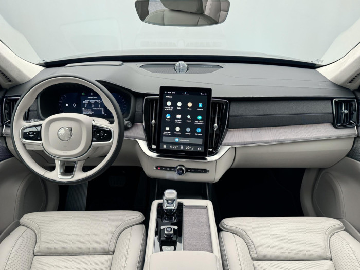 Volvo XC90 B5 AWD AUT BRIGHT ULTRA 7 míst na operativní leasing