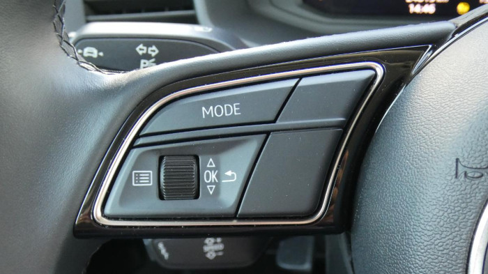 Audi A1 35 TFSI S-line Stronic na operativní leasing