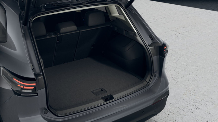 Volkswagen Tiguan People 1,5 TSI 150 kW eHybrid na operativní leasing