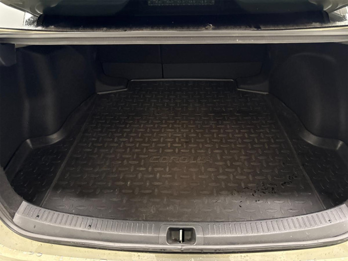 Toyota Corolla 1.5 Dynamic Force Comfort na operativní leasing