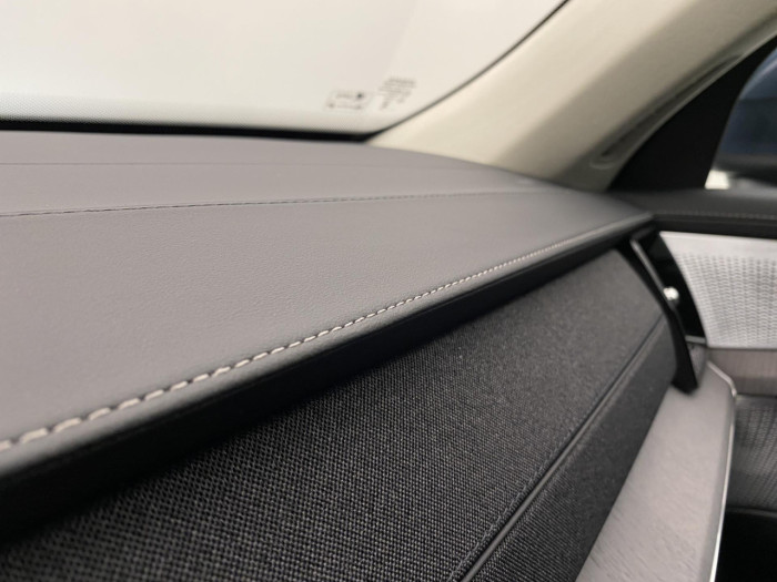 Volvo XC90 T8 AWD RECHARGE BRIGHT ULTRA na operativní leasing