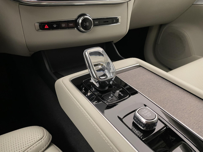 Volvo XC90 B5 AWD AUT BRIGHT PLUS 7míst na operativní leasing