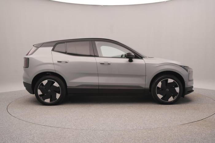 Volvo EX30 PURE ELECTRIC EXTENDED ULTRA na operativní leasing