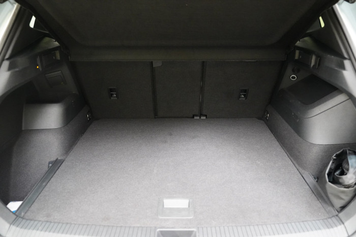 Volkswagen Tiguan 1.5 eTSI 110 kW DSG R-Line na operativní leasing