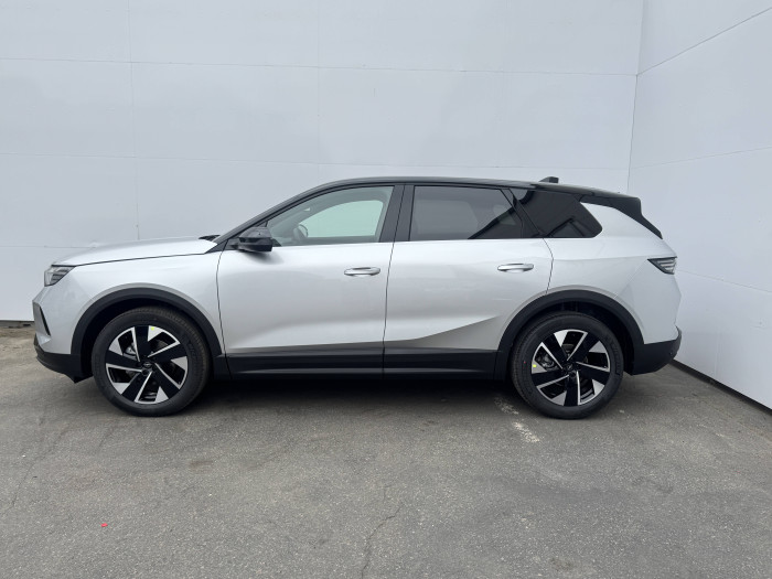 Opel Grandland GS Hybrid TURBO eDCT6 1.2 TURBO / 107kW na operativní leasing