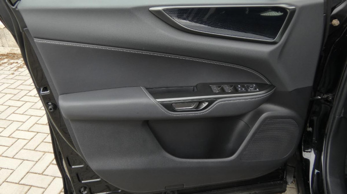 Lexus NX 350h 2.5 E-CVT Comfort Top na operativní leasing