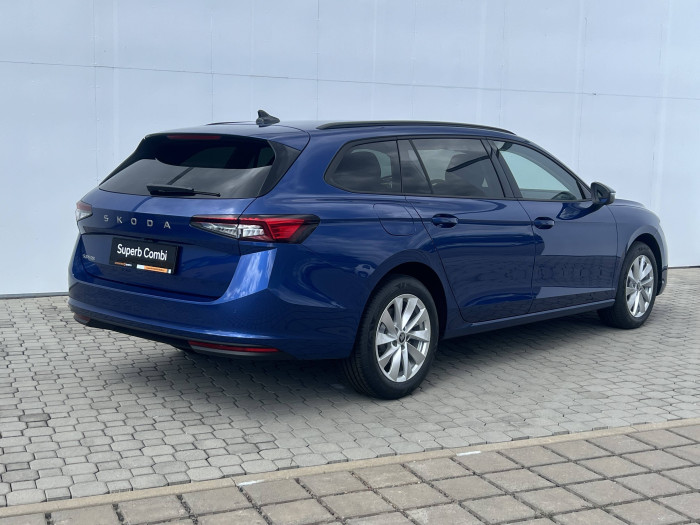 Škoda Superb Combi Selection 7DSG 2,0TDI / 110kW na operativní leasing