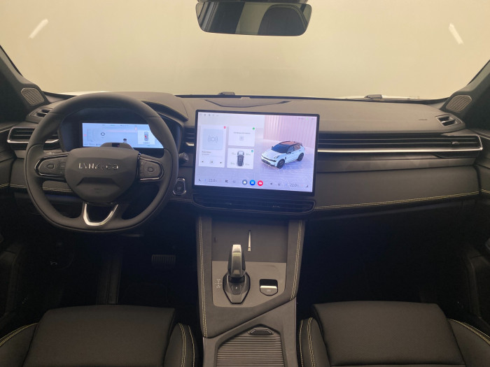 Lynk & Co 01 MORE PHEV na operativní leasing