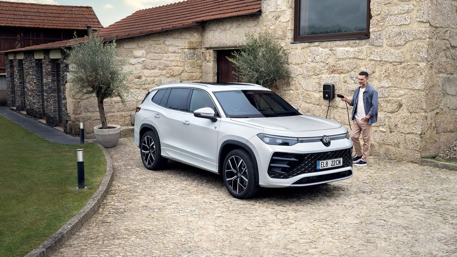 Nejlevnější operativní leasing na Volkswagen Tayron od 8.590 Kč