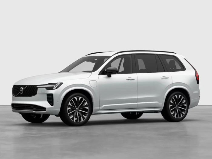 Volvo XC90 Plus Dark 2.0 T8 PHEV 335 kW Plug-in hybrid 4x4 Automatická převodovka na operativní leasing