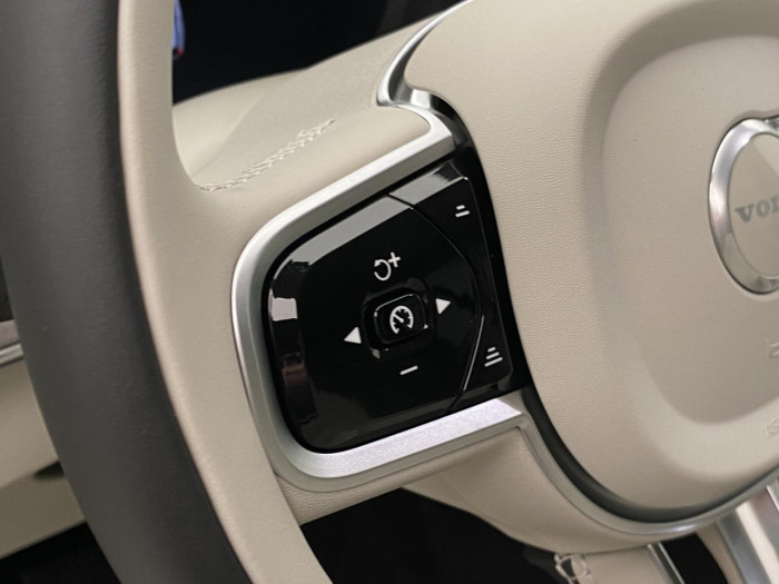 Volvo XC90 B5 AWD AUT BRIGHT PLUS 7míst na operativní leasing