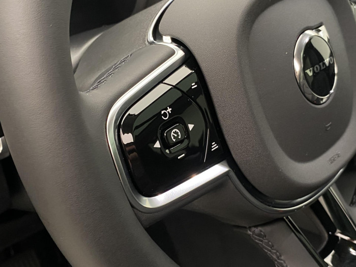 Volvo XC90 T8 AWD Plug-in BRIGHT ULTRA na operativní leasing