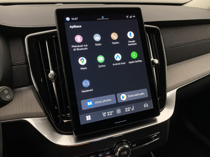 Volvo XC90 T8 AWD RECHARGE DARK PLUS 7m na operativní leasing