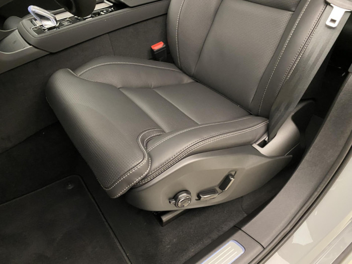 Volvo XC90 T8 AWD Plug-in BRIGHT ULTRA na operativní leasing