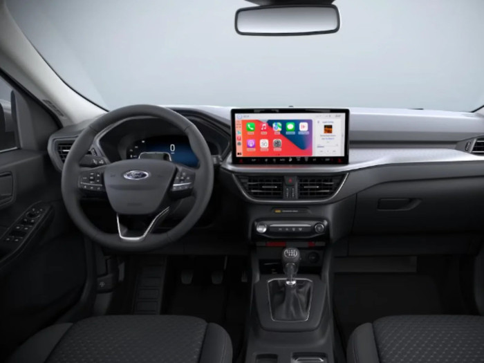 Ford Kuga Titanium 1.5 EcoBoost 110 kW Benzín Manuální převodovka na operativní leasing