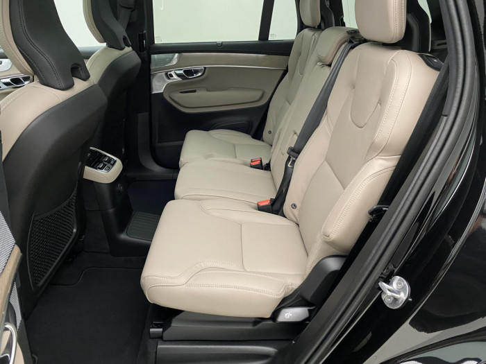 Volvo XC90 T8 AWD Plug-in BRIGHT ULTRA na operativní leasing