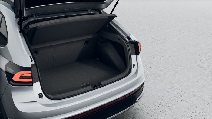 Volkswagen Taigo R-Line People 1,5 TSI 110 kW 7DSG na operativní leasing